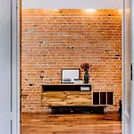 Apartel Lux Plac Unii 72m2 * Warszawa